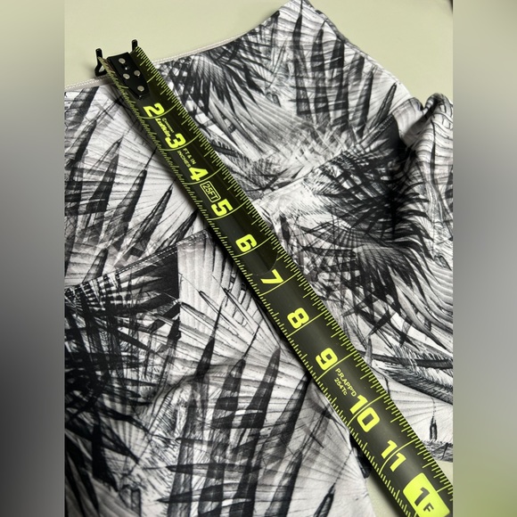 Lorna Jane szS leggings - Picture 6 of 9